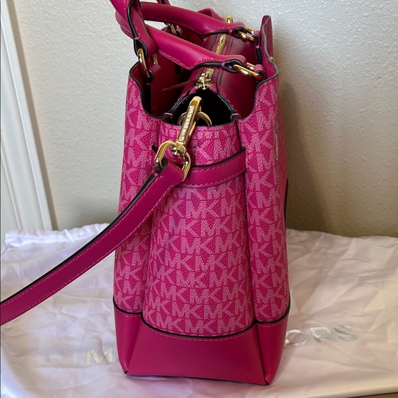 Michael Kors Electric Pink Reed Large Satchel with Matching Wallet - Picture 7 of 16